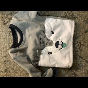 Carter’s kids sweatshirt